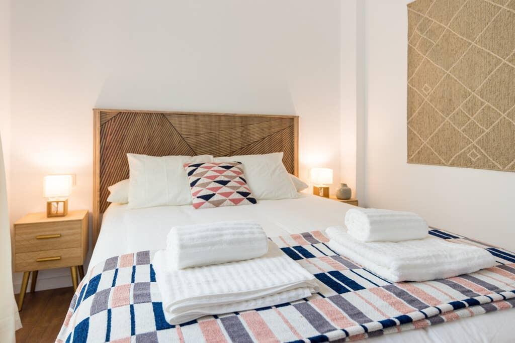 Tgh/ Malaga Center Urban Style Apartment Екстериор снимка
